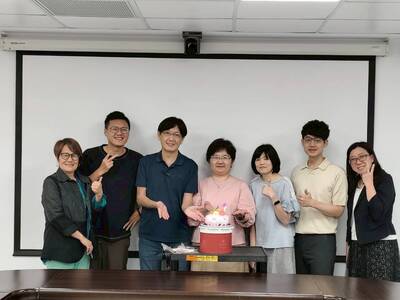115年6月壽星慶生暨頒發服務金幣-2圖片