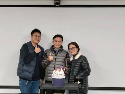 2025年12月壽星慶生-1圖片