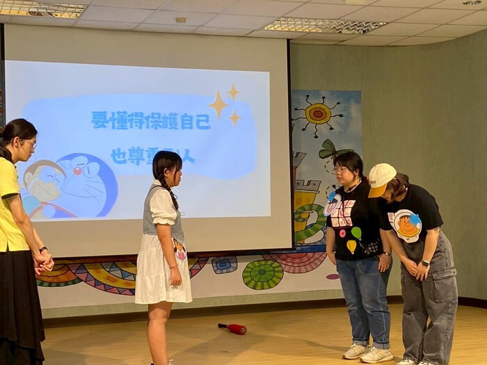 圖4-國小性教育宣導-多拉A夢劇場「拒絕性騷擾，勇敢說不」!圖片