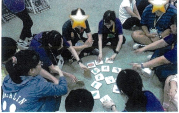 志工社規劃許多寓教於樂的團康遊戲,讓星兒們能夠活動中培養團隊合作、口語表 達、動作協調等能力。圖片